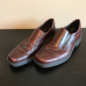 ECCO Men’s Dress Shoes Size 10 EUC